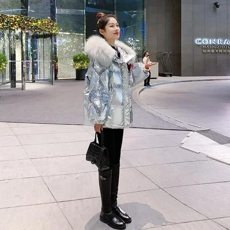 Inverno prata brilhante para baixo jaqueta nova feminina grande pescoço de pele casaco com capuz feminino engrossar parkas moda curto jaquetas de lantejoulas xq331