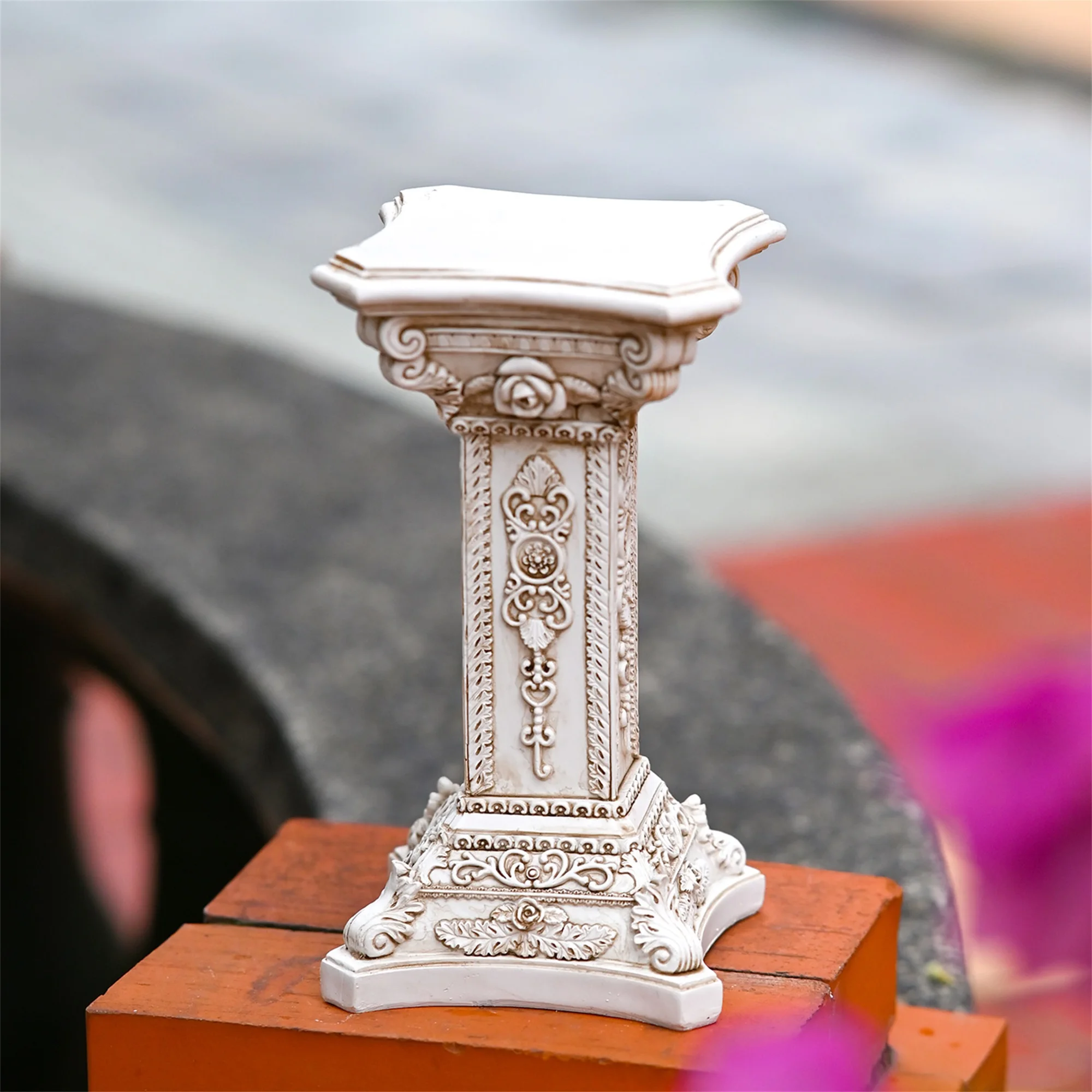 

Elegant Resin Roman Column Sculpture for Garden Decor Table Centerpiece or Office Display - Classic Home Accent