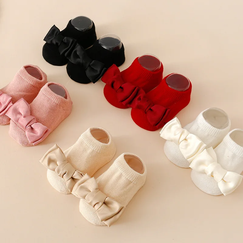 

Носки принцессы с лентой и бантом для девочек, весенне-летние носки-тапочки, противоскользящие детские носки-лодочки, хлопковая обувь для детей 0-3 лет, носки с бантом