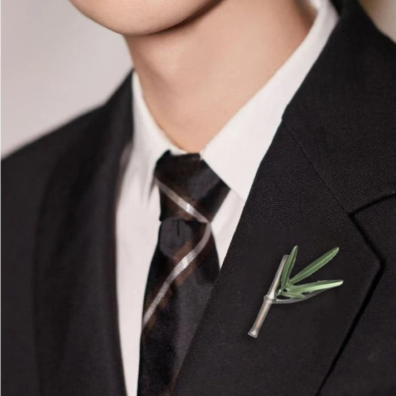Vintage Exquisite Green Plant Leaf Design Brooch Stylish Exquisite Commute Metal Pin Badge for DIY