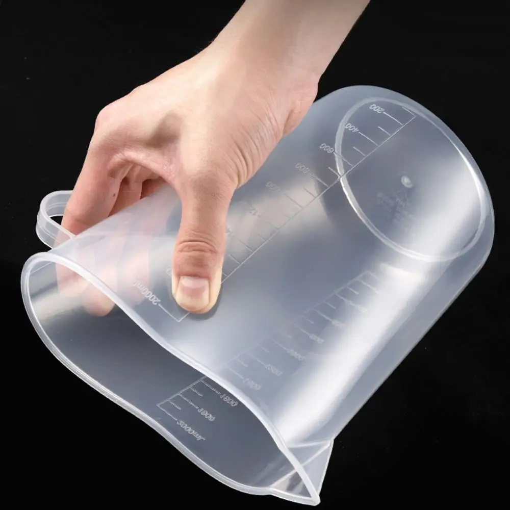 1PC Plastic Graduated Measuring Cup with Lid - Large Capacity Transparent Beaker for Cooking,Baking&Laboratory,Home Accessories