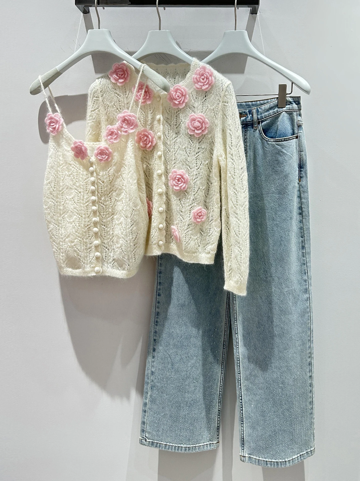 

High-End Women's Knitted Hook-Design Spring Summer Fashion Set with Open Cardigan And Strap Outerwear by Nanyou