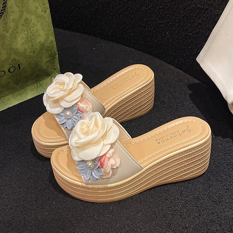 Damen Keilsandalen 2026 Neue Sommer Damen Slip-on Hochhackige Modische Damenschuhe Bequeme Blumen Outdoor Plateau-Sandalen – Detail 4
