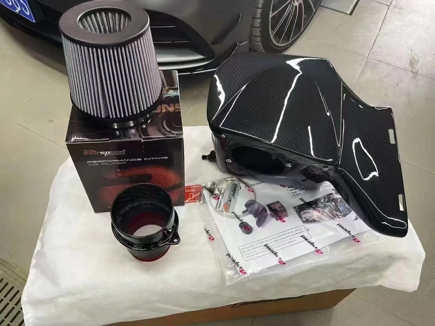 

High Performance ForBenz A35 Dry Carbon Fiber Cold Air Intake System