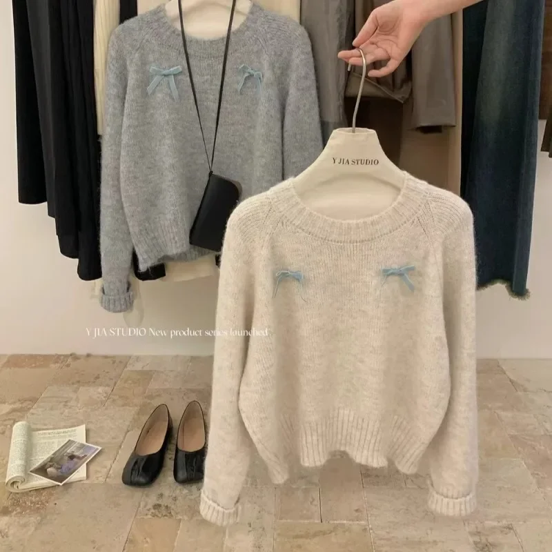 

Dongdaemun 2024 Early Autumn New Korean Style Loose Round Neck Bow Age-reducing Pullover Sweater Women's Knitwear