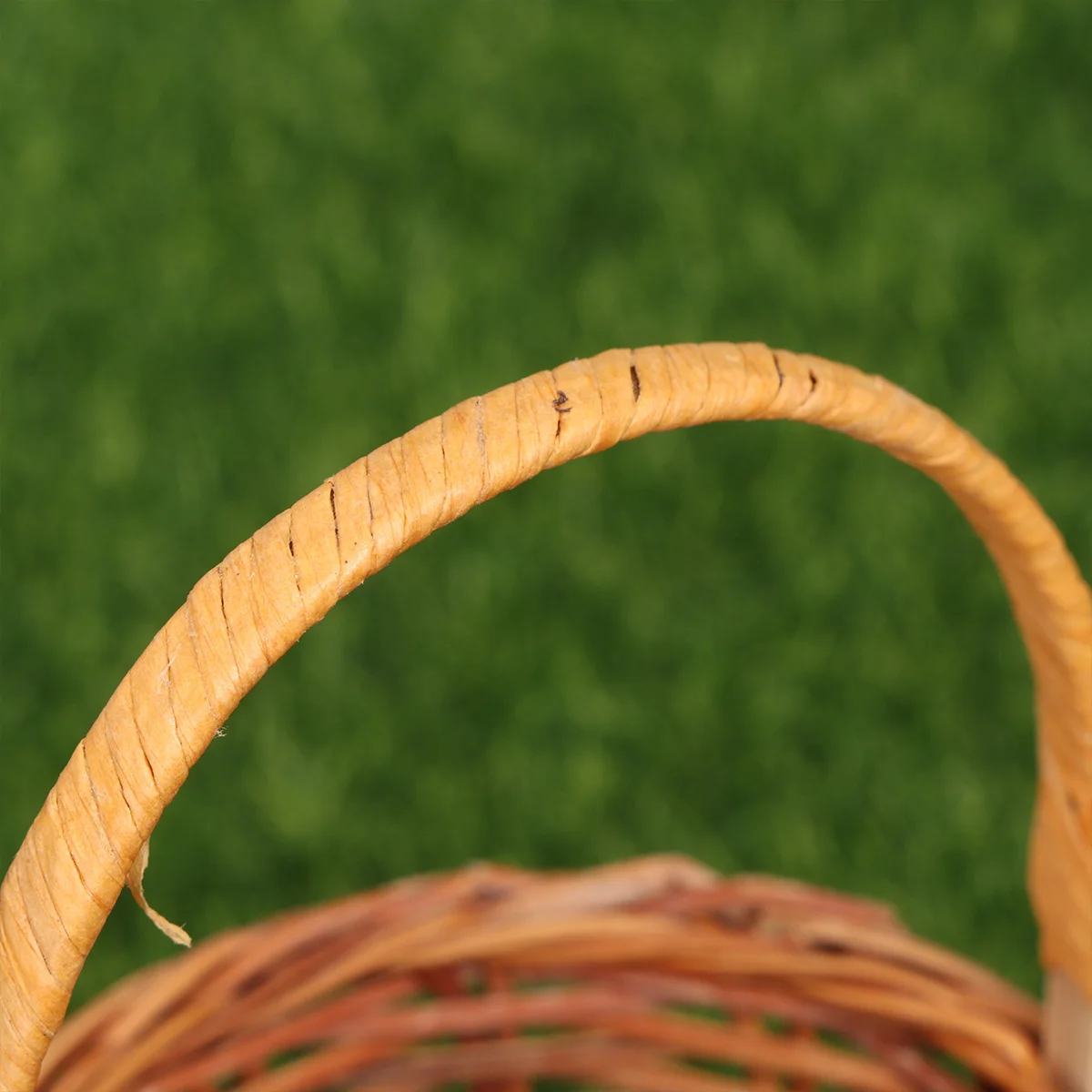 

1pc Mini Woven Basket Handmade Small Storage Basket For Kids Nursery Light Brown Creative Desktop Organizer Diy Photography