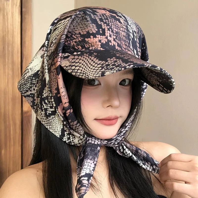 

Niche Y2k Snakeprint Jacquard Strappy Triangle Bandana Hat Women's Spring and Summer Street Shade Personalized Baseball Cap