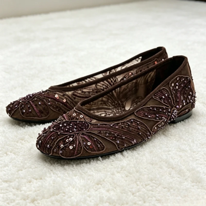 Luxury Designer Ballet Flats for Women Fashion String Bead Sequin Detail Breathable Mary Jane Shoes Comfortable Summer Loafers