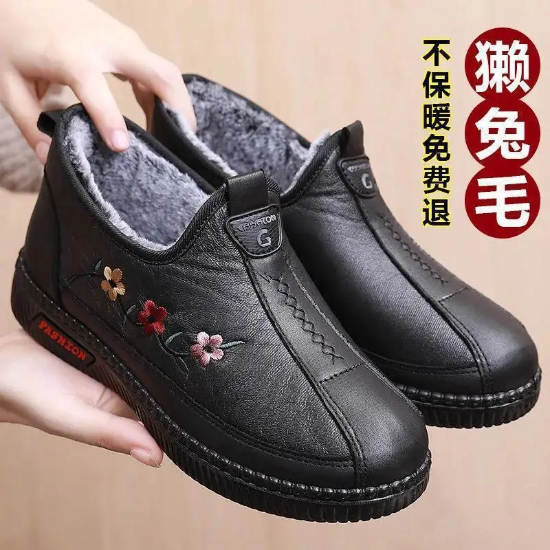 

Women's Winter Lined Ankle Boots Black Slip-on Casual Shoes Embroidered Decoration Non-slip Thick Sole Soft Leather Comfortable