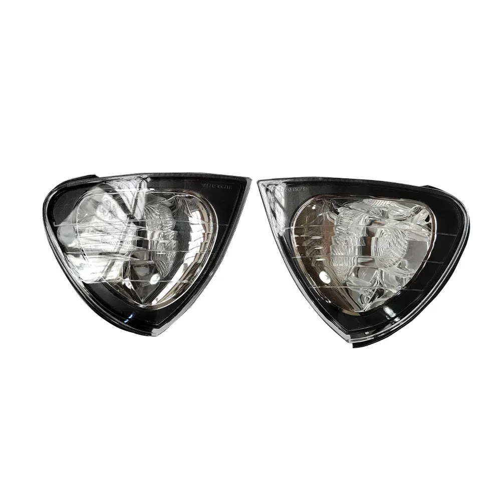 

A Pair Car Front Corner Lamp Turn Signal For Toyota Corona Caldina ST210 ST215 1999 2000