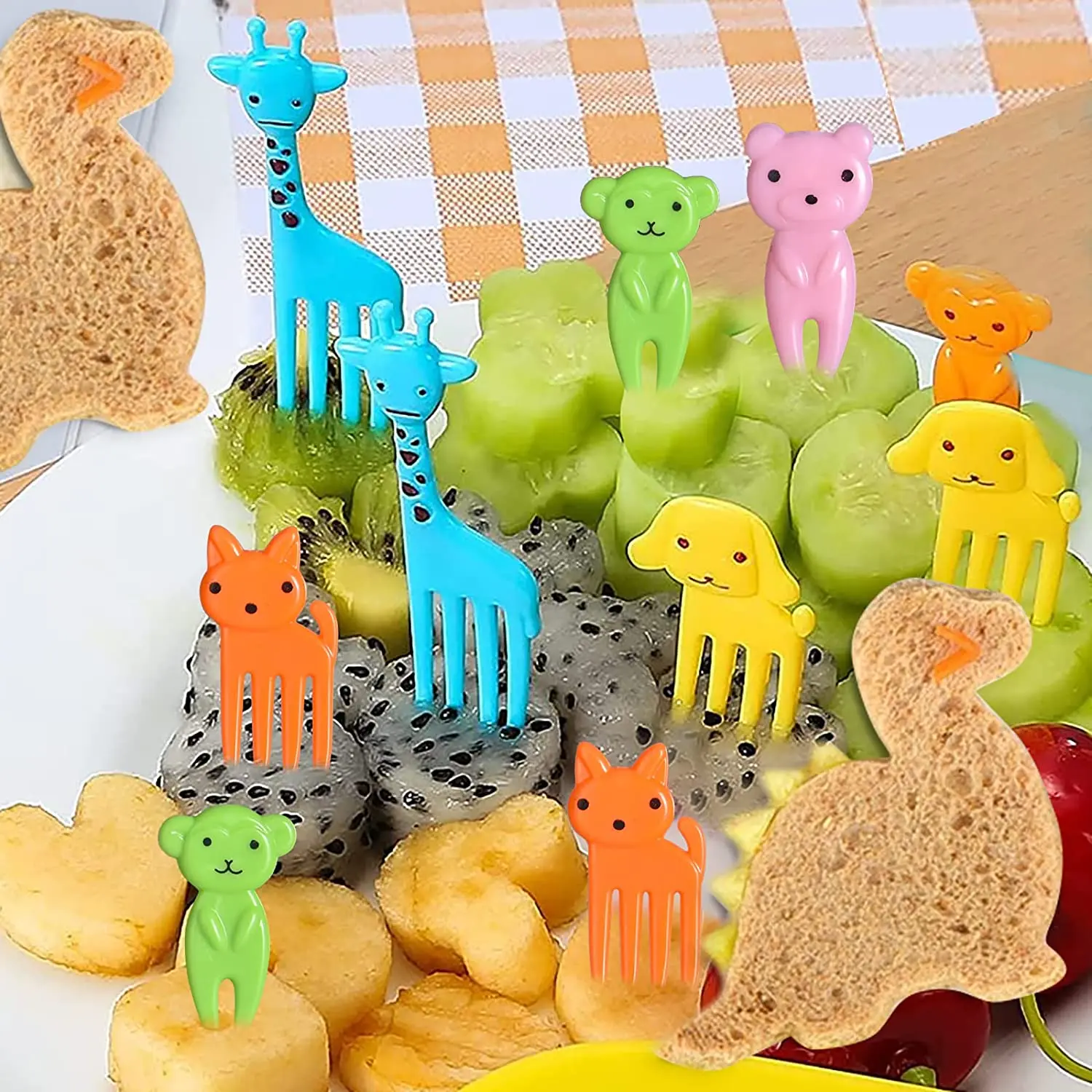 Sandwich Cutters Set for Children Dinosaur Cookie Mold Maker Fruit Shape Cutters School Lunch Bento Box accesssories for kids