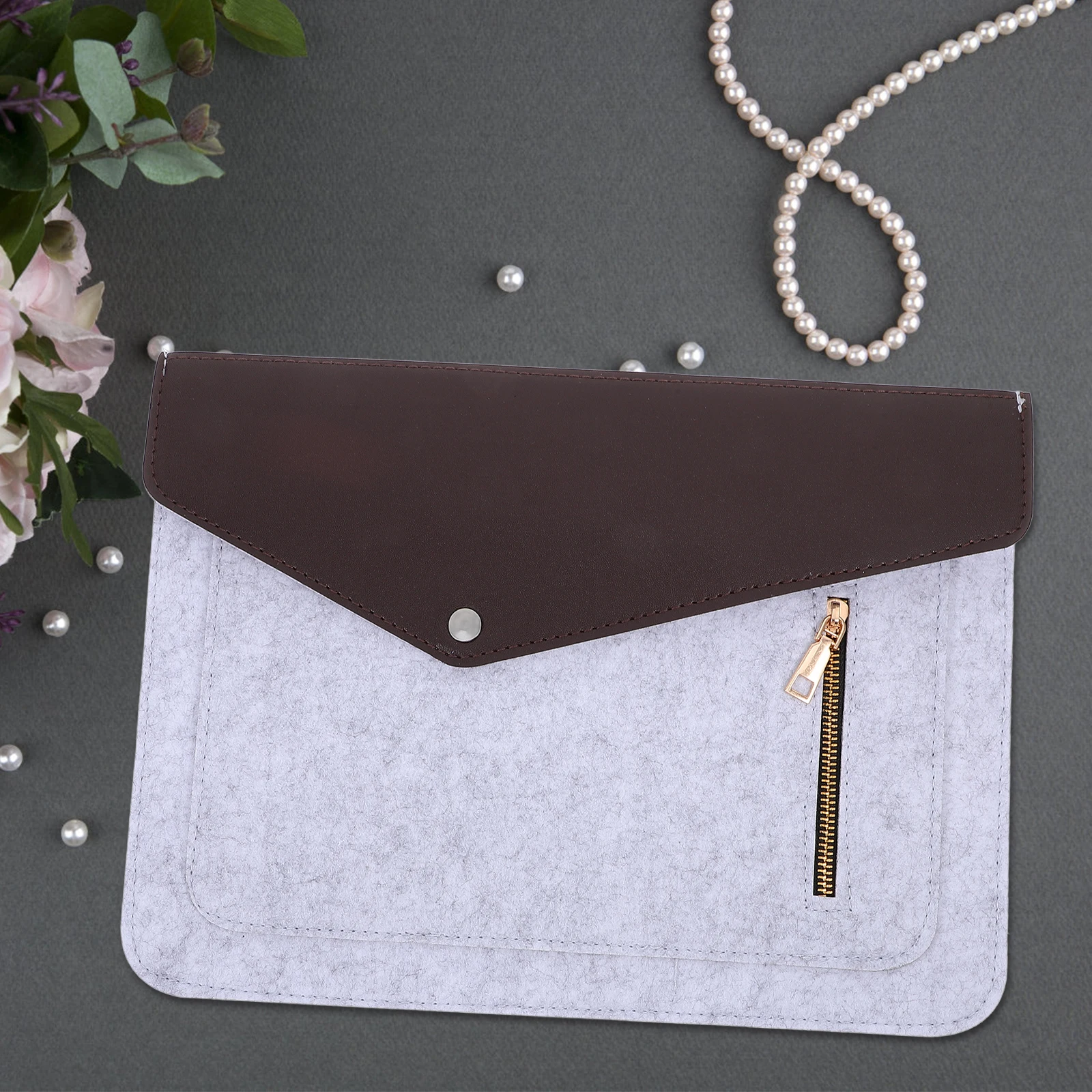 

Gray 11 Inch Laptop Sleeve Zippered Pocket Notebook Carrying Case Travel Storage Bag Scratch Resistant Protective Design Large