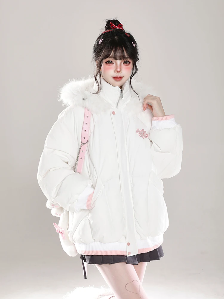 

Женское зимнее длинное пальто с милым меховым воротником и капюшоном, корейское теплое дизайнерское пуховое хлопковое пальто с вышивкой, повседневное длинное...