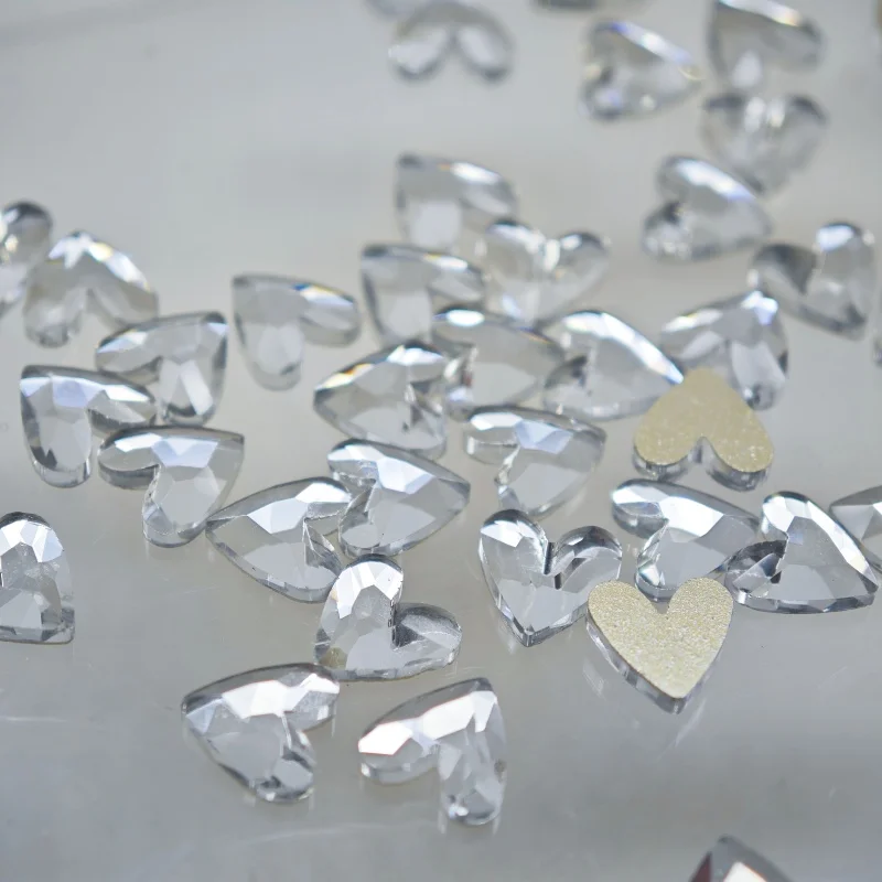 100/500pcs 6mm V-Heart Shape Boutique Flat bottom nail art rhinestones Glass crystal 3D nail decoration wholesale