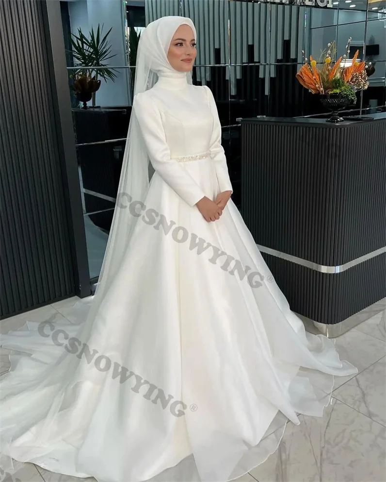 

Fashion Satin Beaded Muslim Hijab Wedding Dress for Bride Long Sleeve Islamic Bridal Gowns Arabic Dubai Robe De Mariée