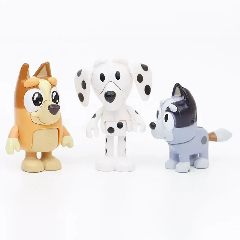 12 Bluey Family Character Model Decorations Cute Puppy Movable Joints Decorations Mini Pvc Character Model Toys Children\'S Gifts