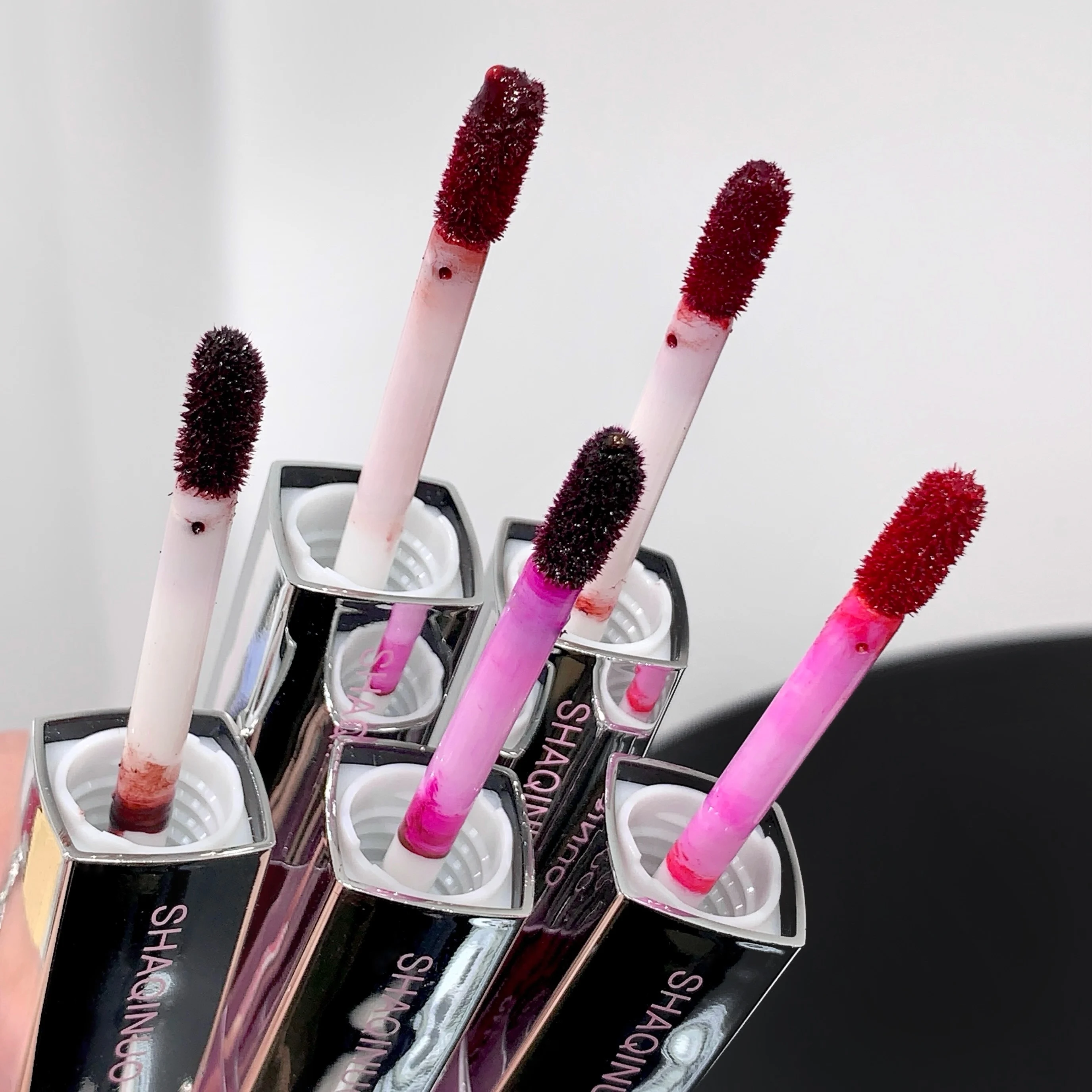 Duo SHAQINUO Peel off Stain & Lip Oil - Traitement double action pour les lèvres pour une couleur et une hydratation instantanées, imperméable et anti-transfert