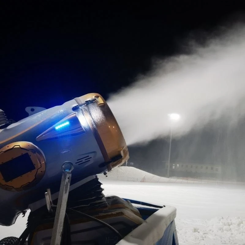 Ski Resort Snowfall Snow Making Machine Large Lift Artificial Intelligence Snow Machine 360 Degree Rotating Drift Snow Machine