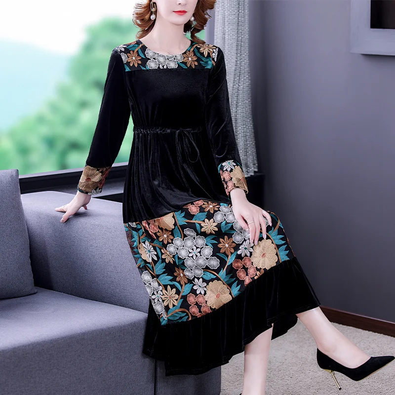 

Gold Long-Sleeved Velvet 2023 Autumn And Winter Loose Long Skirt Ethnic Style Heavy Industry Embroidery Large Size Dress