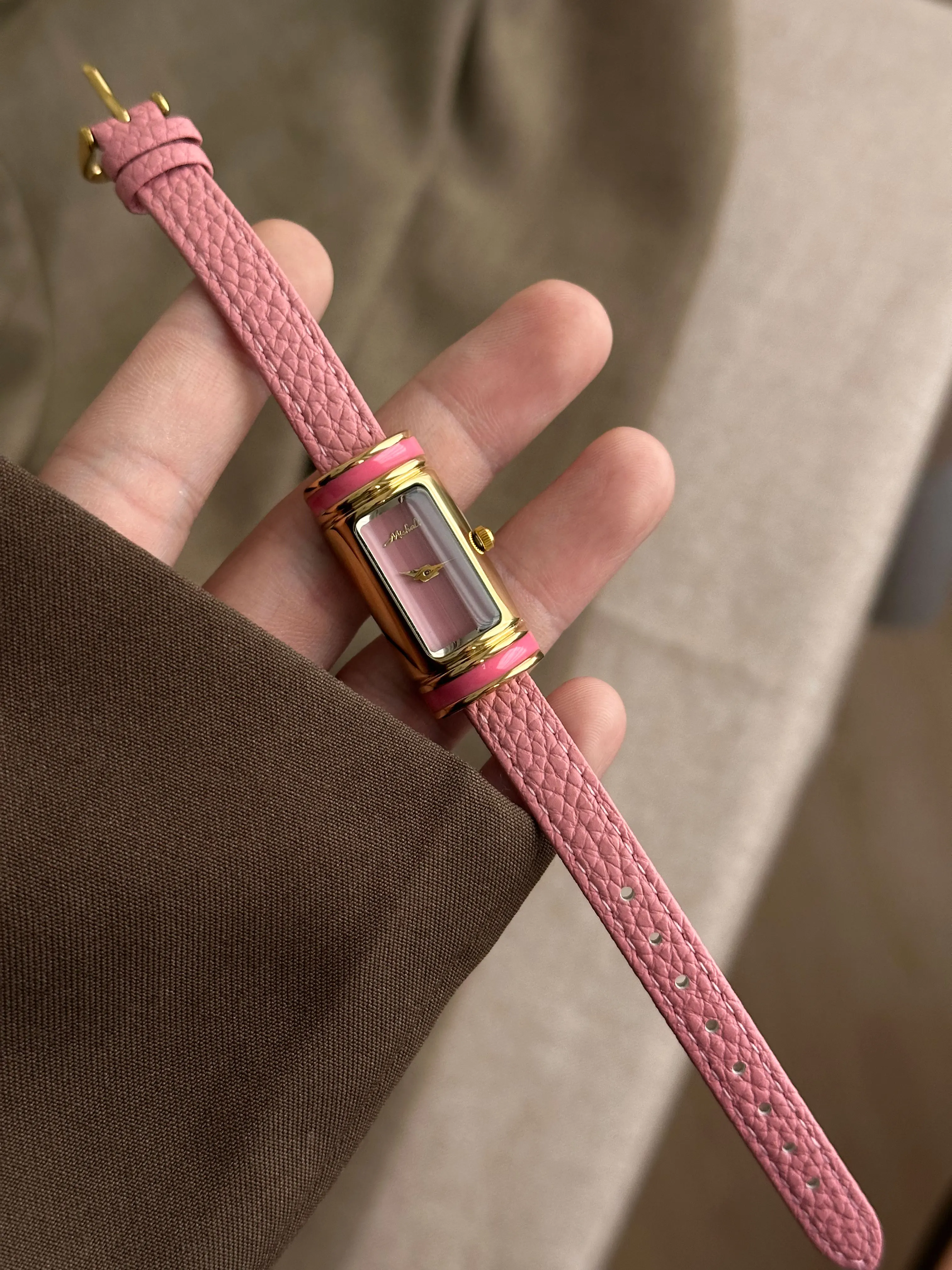 Vintage Watch for Women Genuine Leather Strap Compact Dial Quartz Wristwatch Waterproof Elegant Daily Dress Female Clock Gifts