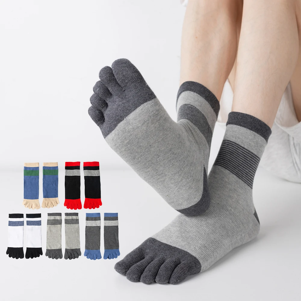 

5 Pairs/lot Man Toe Middle Tube Socks Black White Stripes Soft Cotton Sports Sock Young Casual Harajuku Socks With Toes