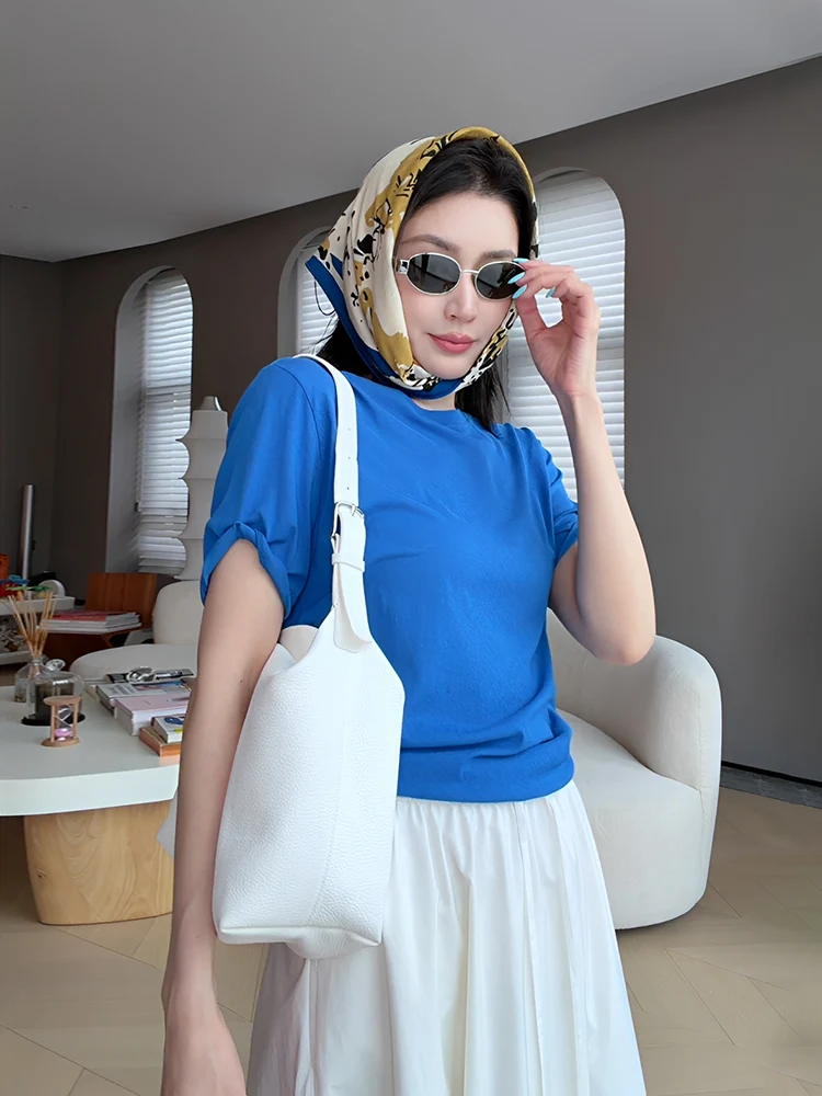 

Le Samedi Summer Lightweight Takeoff Cloud Soft Strong Twist Cotton Cuffed Sleeve T-Shirt Women Loose Short Sleeve Top