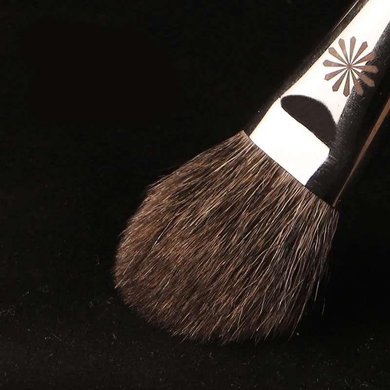 Piccasso pinceau de maquillage gris 108 pinceau à Blush doux polaire bois massif professionnel lisse pinceau à Blush délicat pinceau de maquillage pour le visage