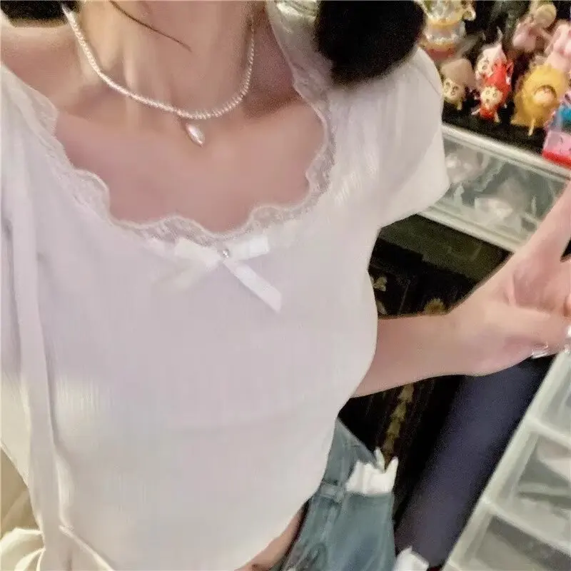 2024 Korean Style Short-Sleeved Blouse Women Spring and Summer Fashion Gentle Cute Style T-Shirt