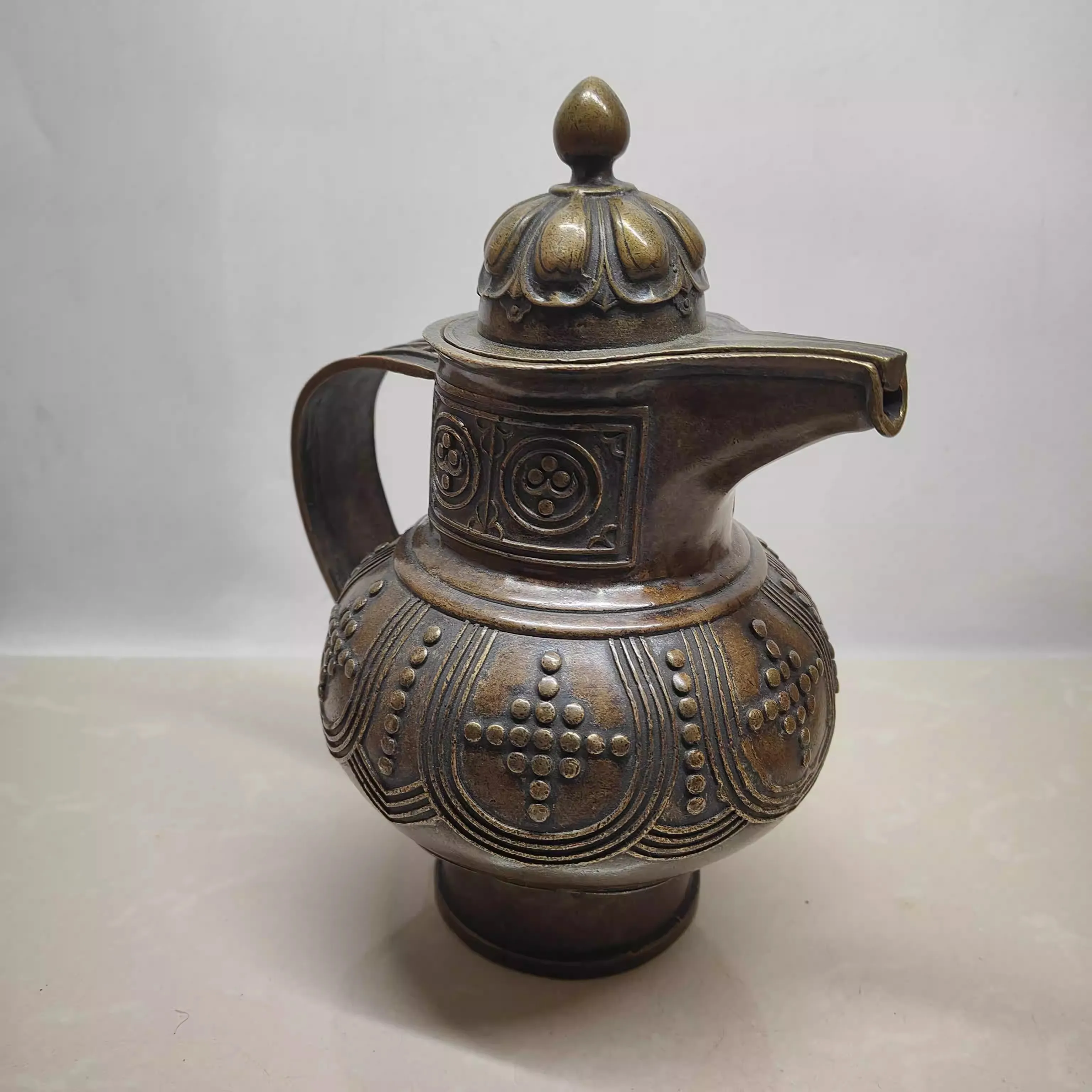 Old Tibetan copper spout pot collection decoration