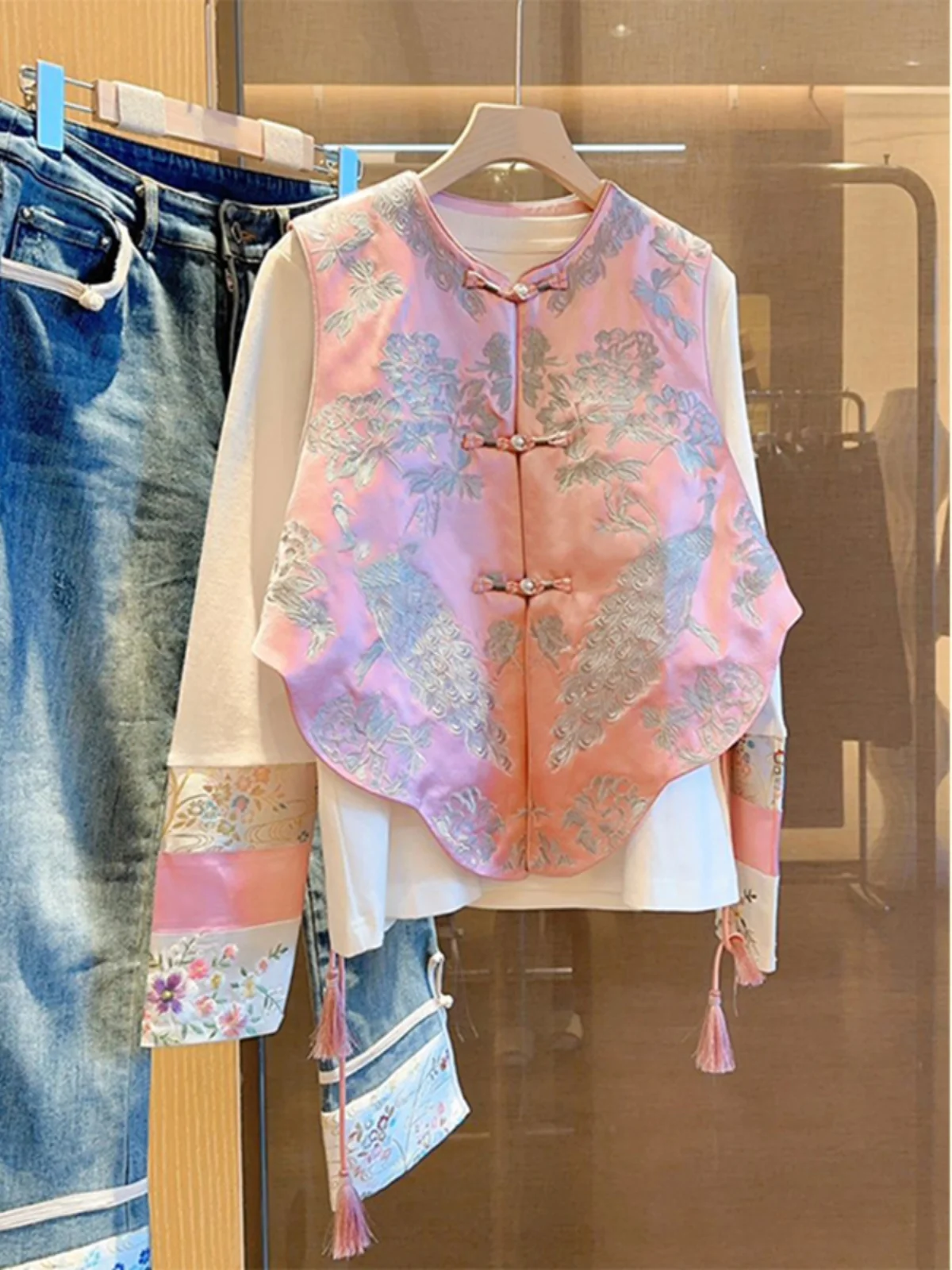 

New Chinese Style Women's Embroidered Pink Button Vest Jacket Set Autumn Fashion plus Size Loose Fit round Neck Long Sleeve