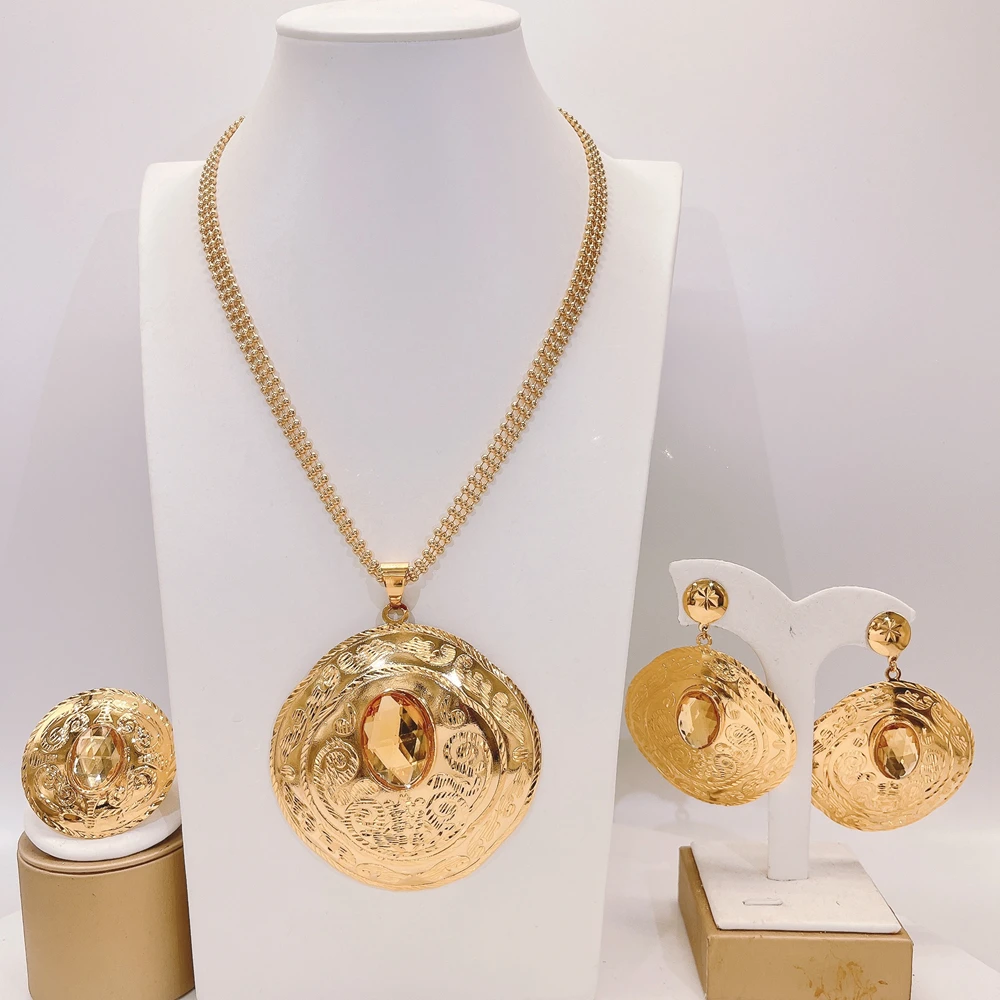 

Unique Italian gold-plated women's jewelry set perfect for African women's parties and banquets.