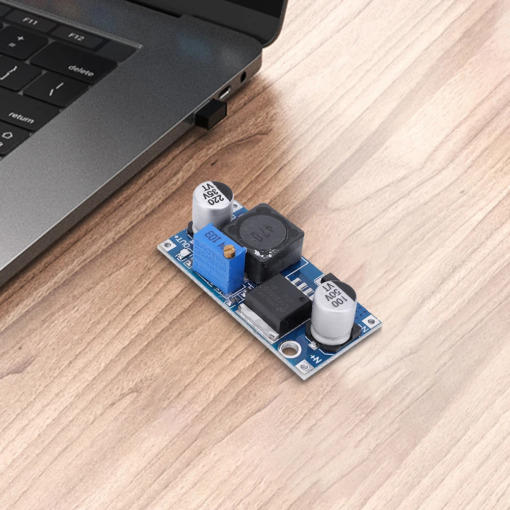 LM2596S وحدة تنحى قابلة للتعديل DC-DC محول التيار الكهربائي تنحى وحدة 3A