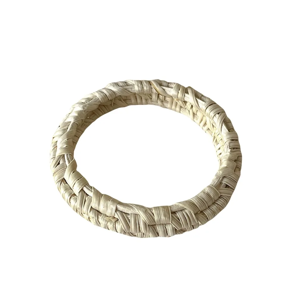 Semplice braccialetto intrecciato in rattan Bracciale vintage a forma di nido d'uccello in stile etnico Gioielli classici a mano Bracciale intrecciato bohémien per le vacanze