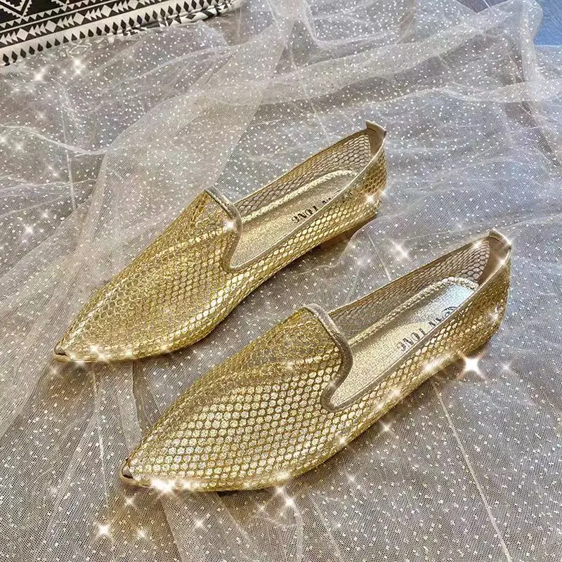 

2024 Woman's New Summer Flat Sole Mesh Slip-on Big Size Nude Shoes Soft Sole Non Slip Breathable Pointed Toe Sandals