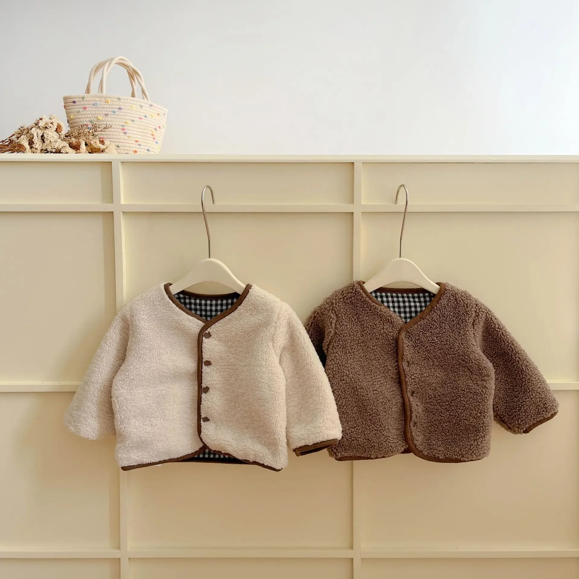 Coats Baby Winter 2023 Korean O-neck Long Sleeved Plush Thick Single Breasted Jacket with Warm Cotton Jacket on Both Sides