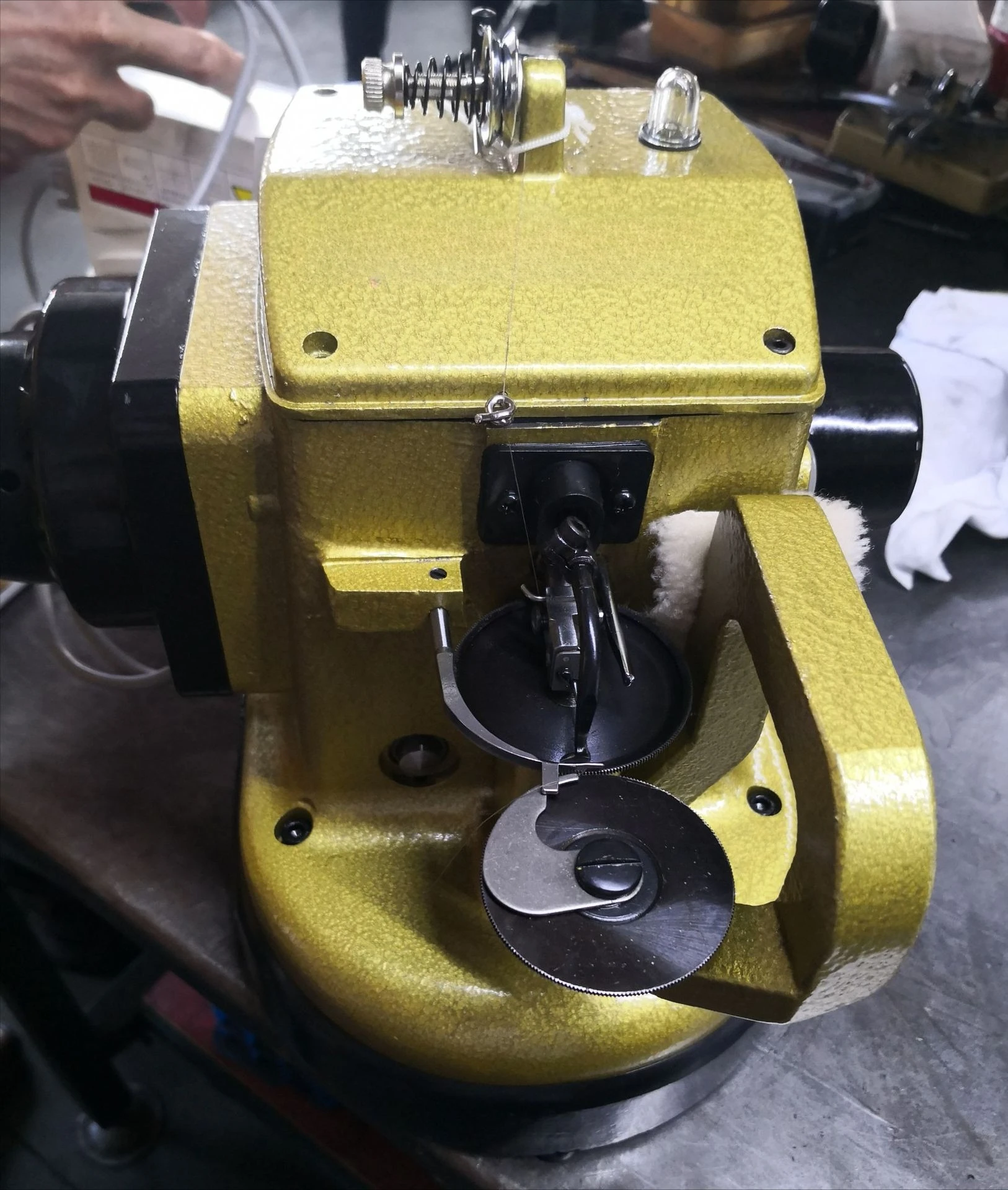 Fur Splicing Machine New Granular Fleece 4-5 Fur Splicing  Fur Machine Drawing