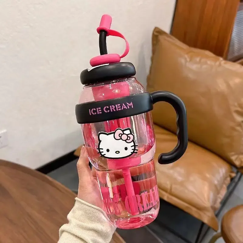 

Sanrio Hello Kitty 1300ML large capacity water bottle with straw heat-resistant cup Outdoor sports portable Plastic cup kid gift