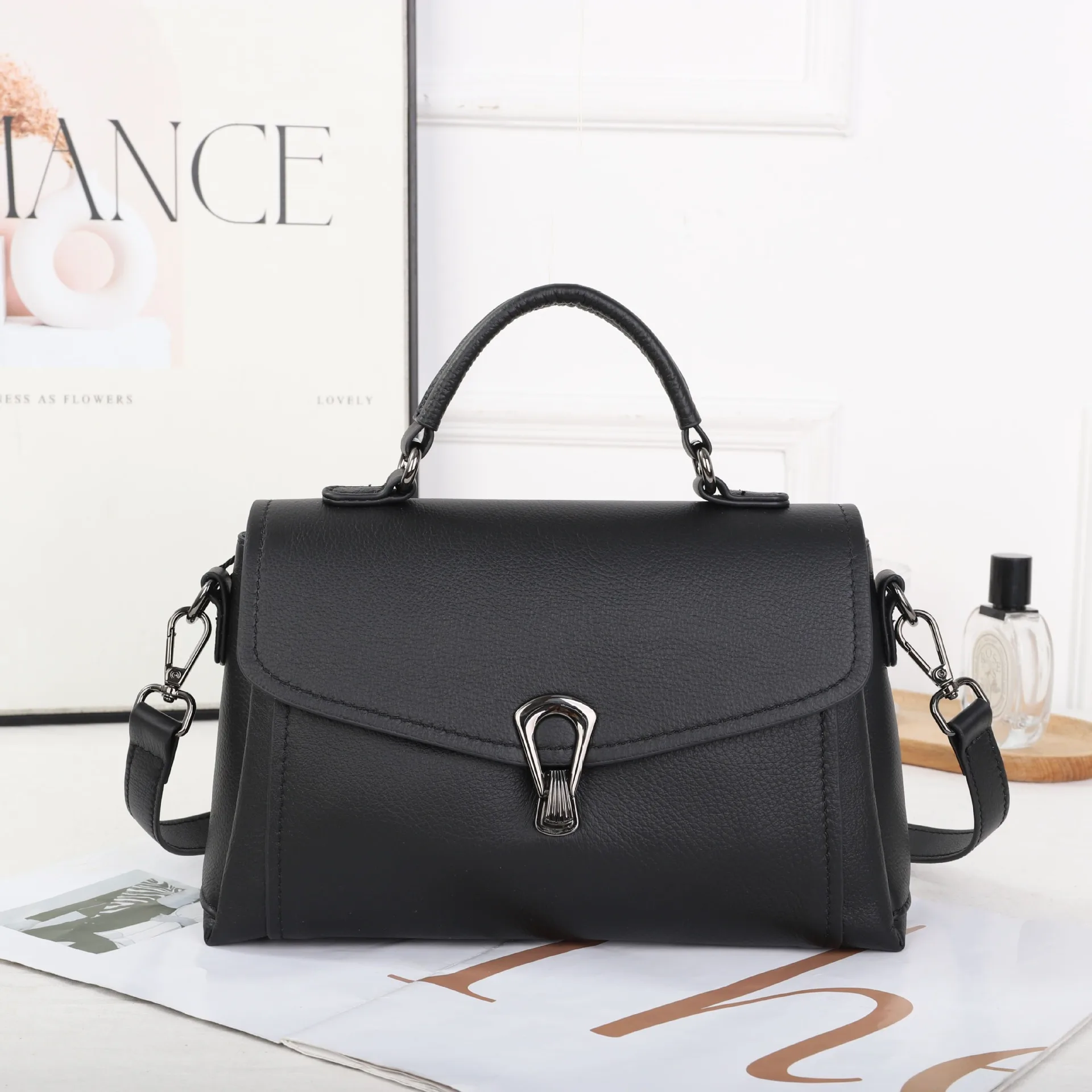 

Genuine Leather Women's Top Handle Satchel Bag Vintage Flap Lock Crossbody Bag Ladies Daily Work Shoulder Handbag