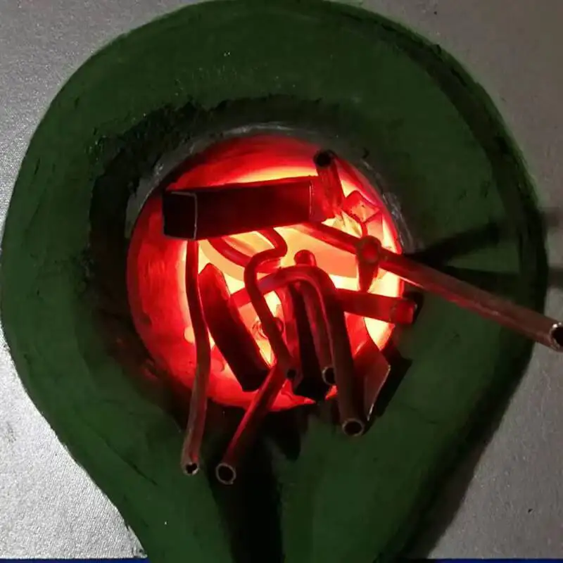 فرن صهر المعادن عالي التردد موفر للطاقة آلة تسخين الحث المتوسطة الألومنيوم النحاس الحديد ذوبان التلقائي