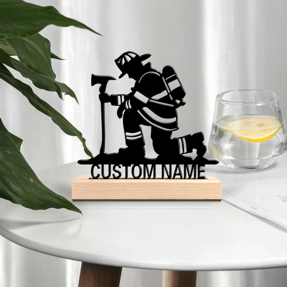 1 قطعة تماثيل معدنية أنيقة مخصصة لرجال الإطفاء فن معدني مع قاعدة خشبية مناسبة للمكتب وغرفة النوم وغرفة المعيشة ، #2