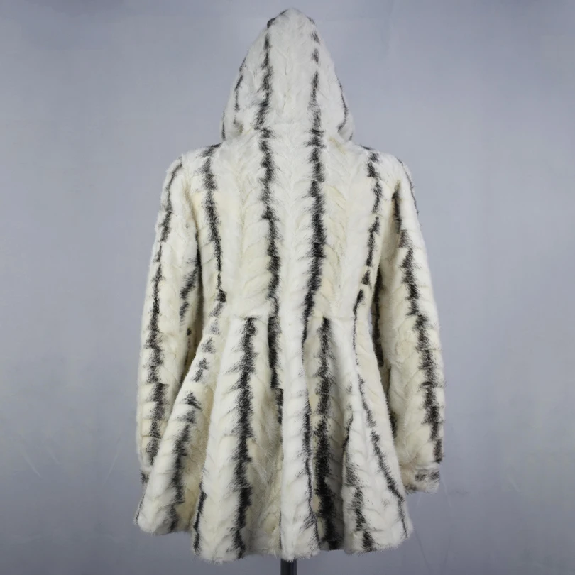 Real Mink Fur Coatสําหรับผู้หญิง,Hooded Jacket,เสื้อลายธรรมชาติ,หนาและWarm,สไตล์Street,คุณภาพสูง,2023 ใหม่