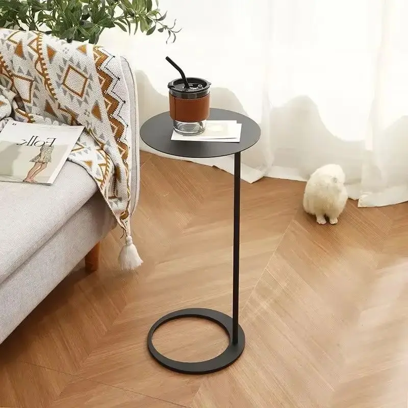 

Маленький круглый стол в скандинавском стиле в стиле ретро - минималистичный креативный журнальный столик Iron Art для угла и прикроватной тумбочки гостиной, мебель для дома