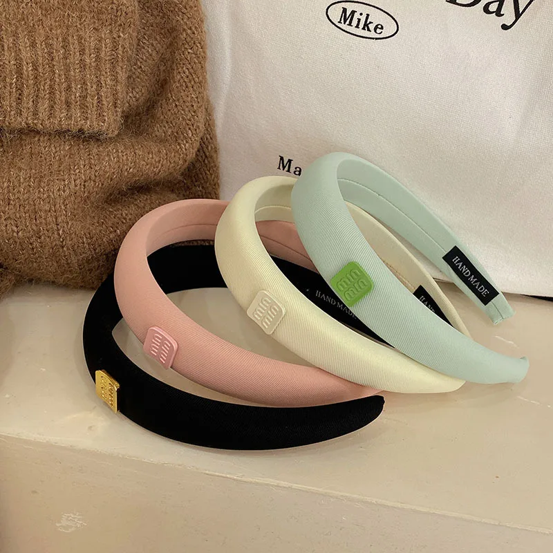 Korean Version New Trend Solid Color Fabric Resin Letter Hair Hoop Campus Daily Simple Headband Girl Cute Hair Accessories Gift