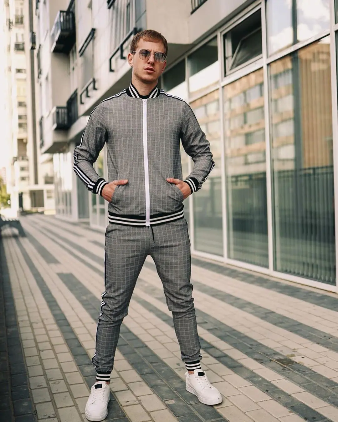 

Men's Casual Sportswear Set Zipper Collar Jaet Long Sve Long Pants Autumn Faion Trendy Men's Clothing Ensemble