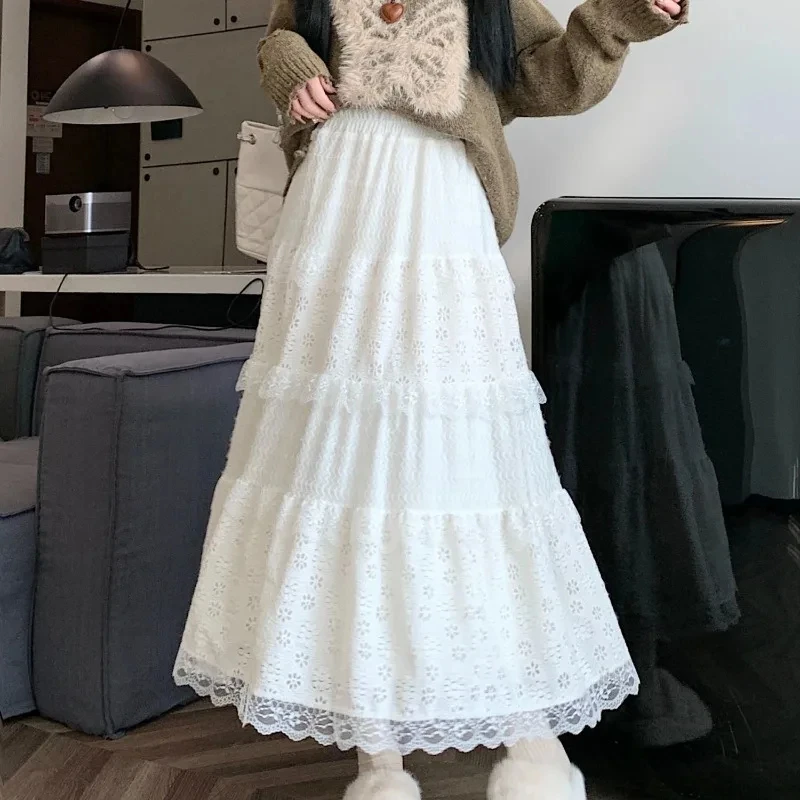 French Spring/Summer Lace Gentle 2025 Hollow Cake Skirt New High Waist Splicing Half Body Skirt Long Skirt