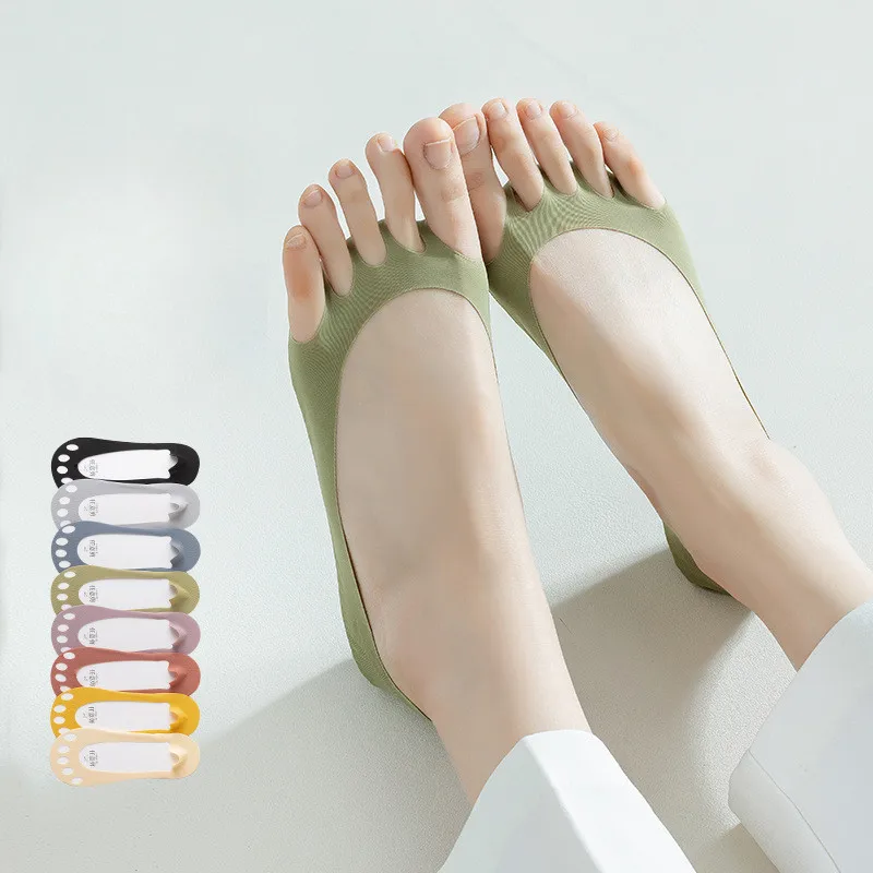 Women's Solid Color Thin Breathable Invisible No Show Boat Socks Silicone Non Slip Heel Stay Casual Ice Silk Toe Separated Socks