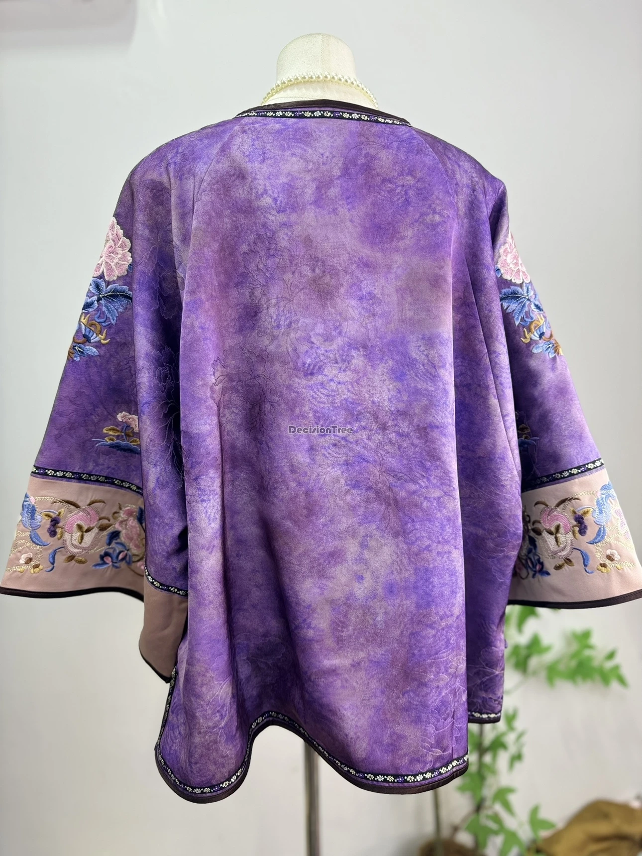 2025 new chinese traditional style improved ancient costume embroidered satin coat women half sleeve loose hanfu tang suit top