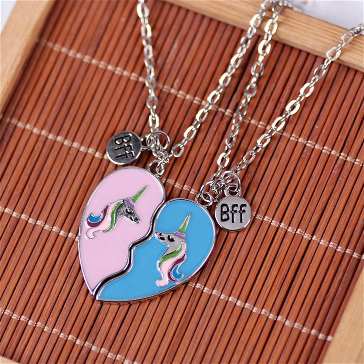 2pcs Unicorn Necklace Korean Edition Fashion Trend Heart shaped Splicing Pendant Birthday Party Banquet Jewelry Gift 2024