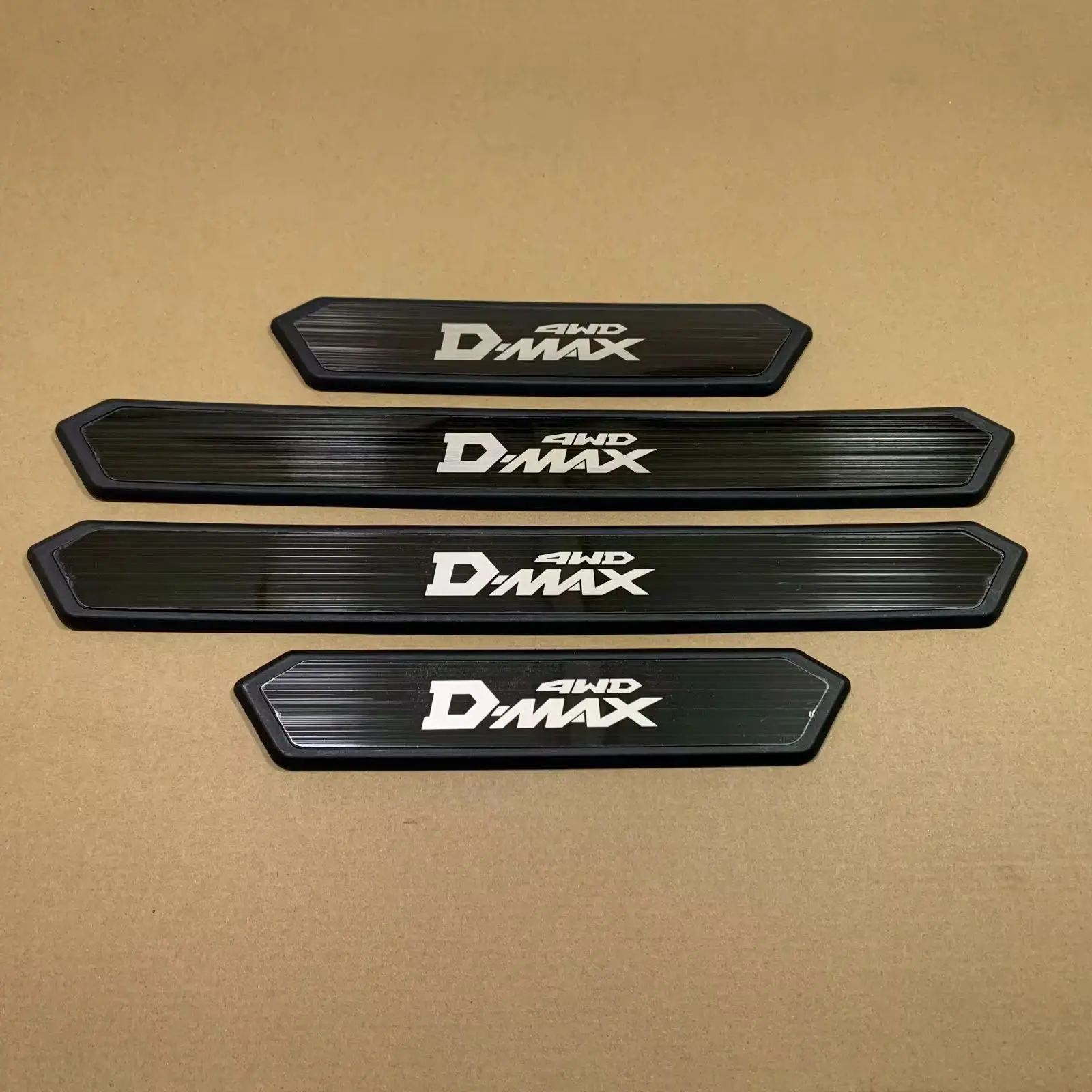 For Isuzu D-max Dmax 2018 -2021 2022 2023 2024 2025 Door Sill Pedal Shell Scuff Plate Pad Trims Sticker Car Auto Parts Supplies