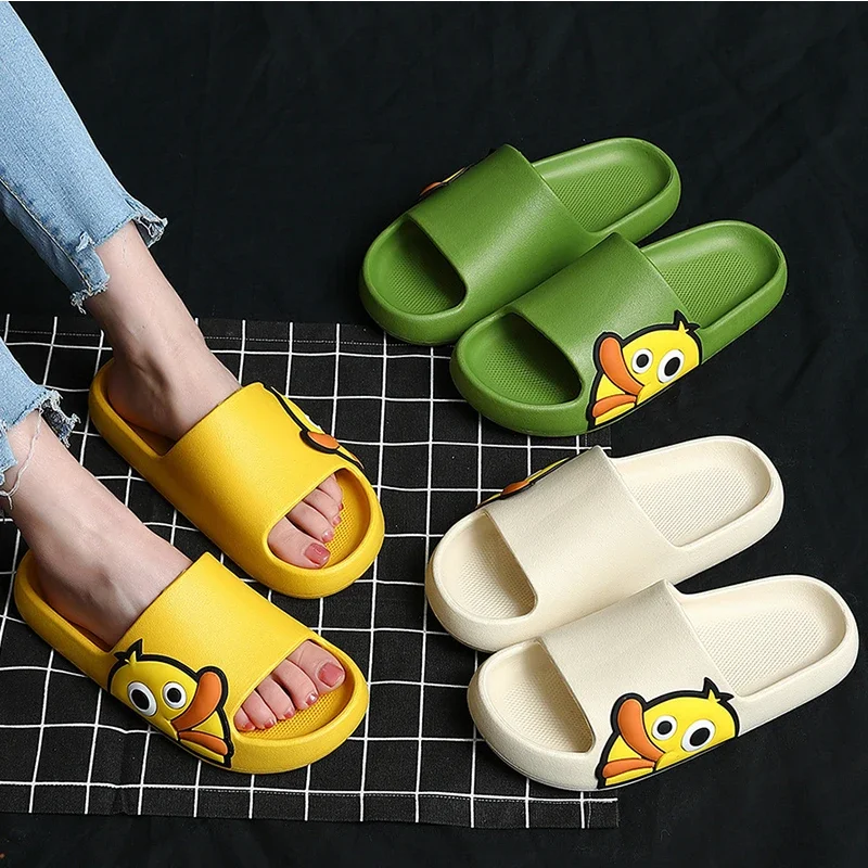 Summer Men Slides Cartoon Duck Slippers Outdoor Beach Sandals Men Non-slip Bath Flip Flops Thick Platform Parent Child Shoes